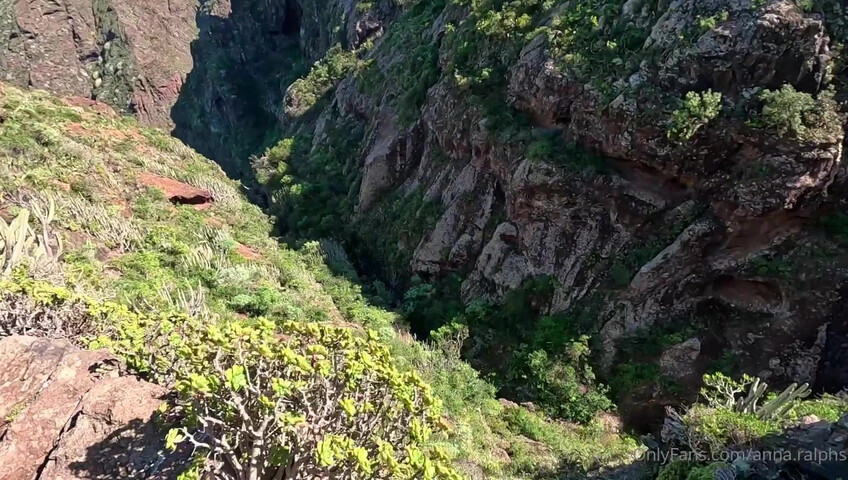 Anna Ralphs - Fucked on the beach