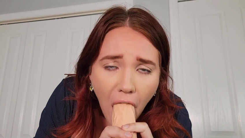 Annabelle Rogers - Moms Cleavage Leads to Titfuck for Son