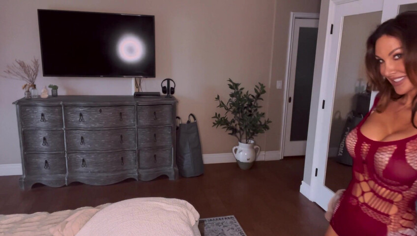 Anne ASMR - Day Two of Training with your domme. Trust building exercise with light hypnotism