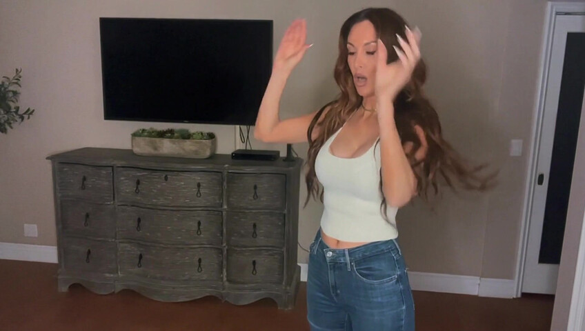 Anne ASMR - Get ready with me