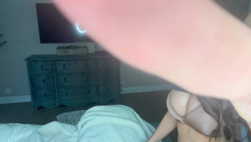 Anne ASMR - Legging scratching and Storytime