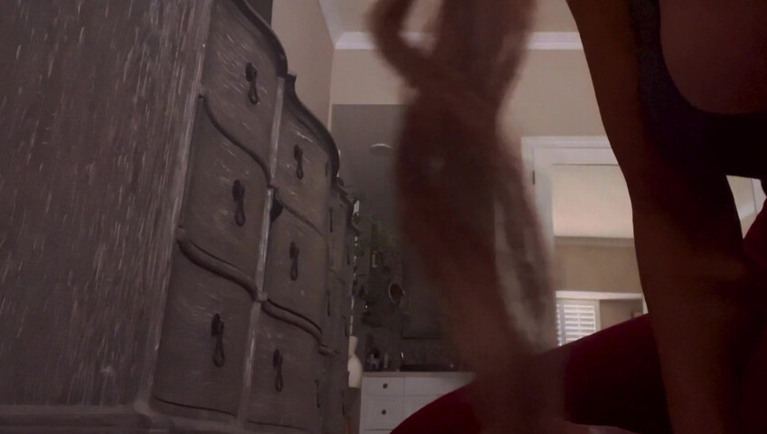 Anne ASMR - Personal trainer gives you post workout massage