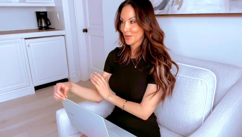 Anne ASMR - Physical Exam