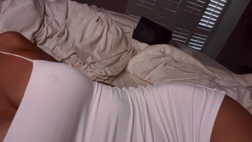 Anne ASMR - Sneaking into your girlfriends bedroom