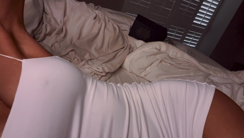 Anne ASMR - Sneaking into your girlfriends bedroom