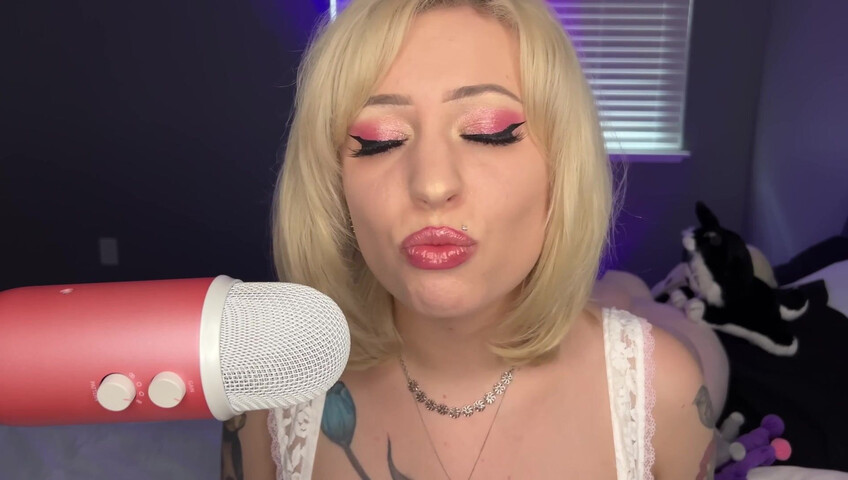 Arilove ASMR - 16 May 2025 - Girlfriend ASMR - Tingly Whispers and Kisses