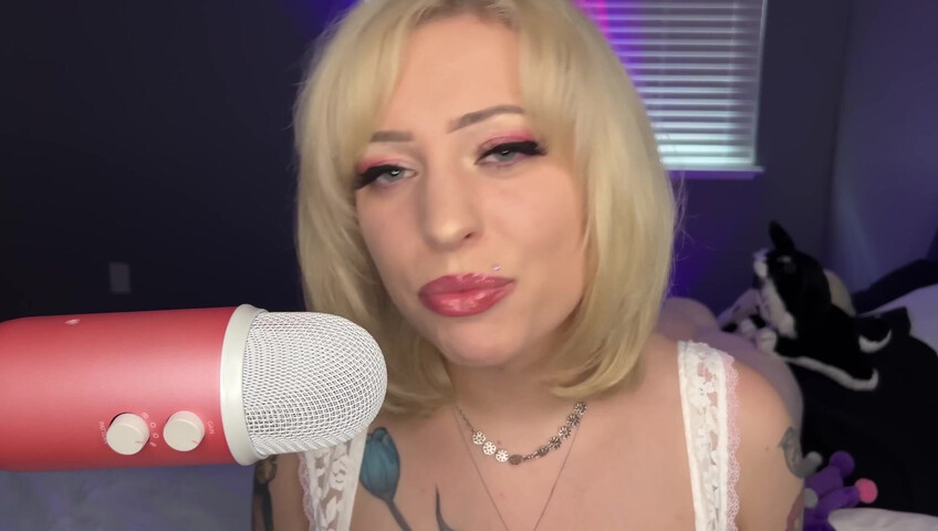 Arilove ASMR - 16 May 2025 - Girlfriend ASMR - Tingly Whispers and Kisses