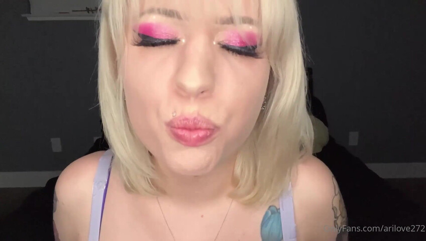 Arilove ASMR - I Miss You Kisses and Mouth Sounds ASMR