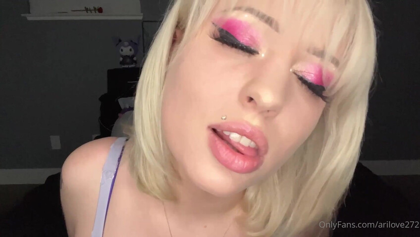 Arilove ASMR - I Miss You Kisses and Mouth Sounds ASMR