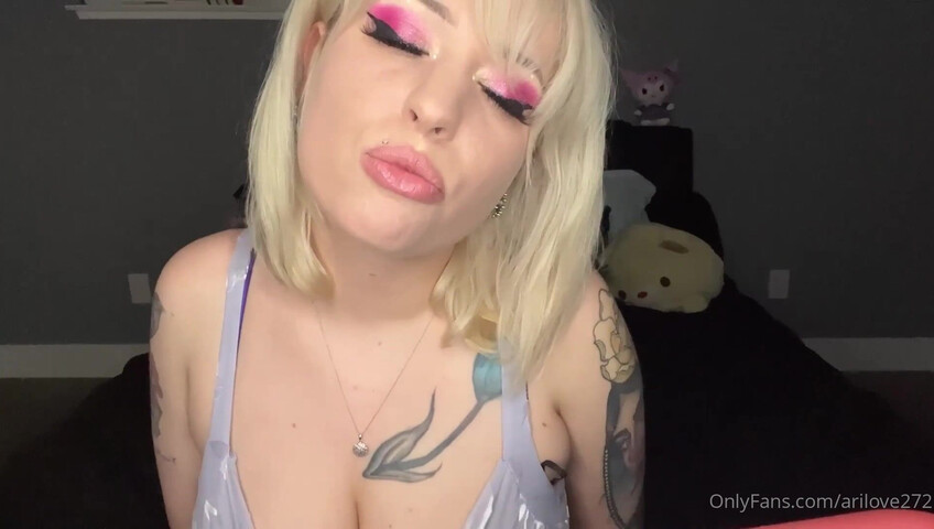 Arilove ASMR - I Miss You Kisses and Mouth Sounds ASMR