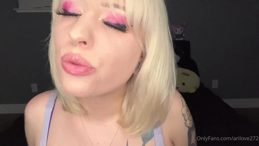 Arilove ASMR - I Miss You Kisses and Mouth Sounds ASMR