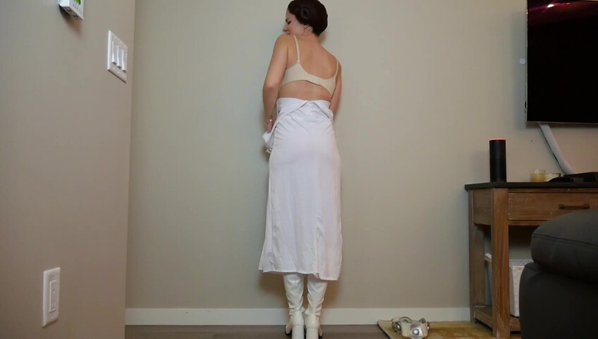 Ashley Alban - The Enslavement Of Princess Leia Part I