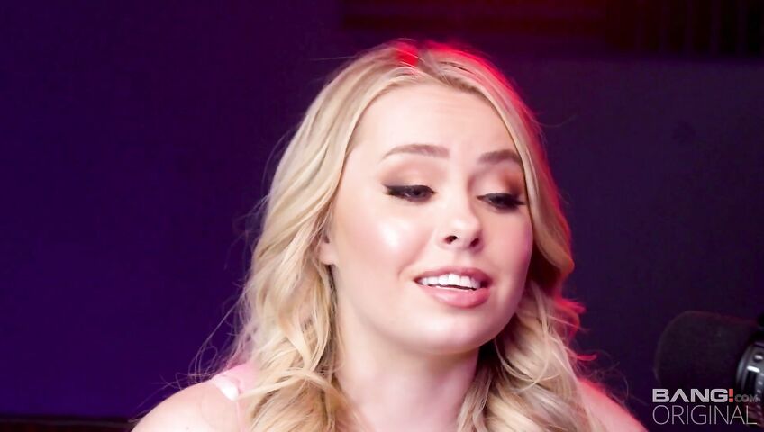 Haley Spades Gets Penetrated On A Podcast - Blowjob, Sex, American, Sex Tape, Sex Machine, Vagina Sex Machine, Podcast, Facial