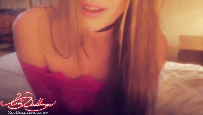 Xev Bellringer Teases Her Date - Seduction, Roleplay, Teasing, Boobs, Tits Out, Cleavage, Dirty Talk