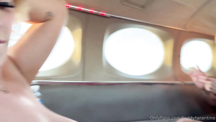 Kali Roses & Linda Lan's Private Plane Threesome - Sex, Threesome, Blowjob, Lesbian, Big Ass, Big Boobs, Big Tits, Tattoos, Blonde PAWG, MFF, FFM Threesome, Dick Riding, Dick Sharing, Airplane, Mile High Club