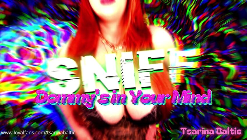 Skye Summers - Getting both Holes Pounded by Fuck-Machine