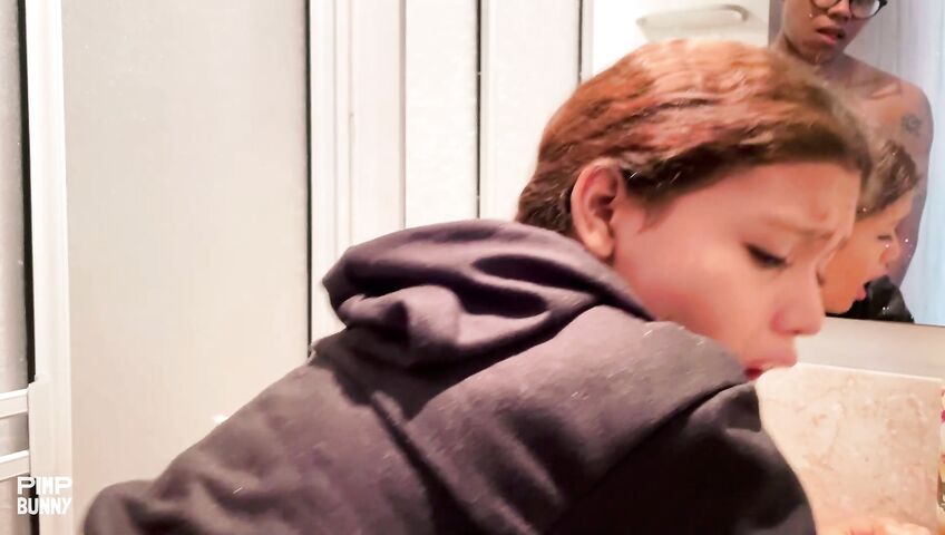 18 Year Old Woman Fucks A Blackman In The Bathroom - Sex, Afro, Amateur, Teen Pussy, Finger Sucking, Standing Sex, Doggy Style, Boobs, Balls Sucking, Cum On Ass, Mirror Play, Handjob, Bathroom