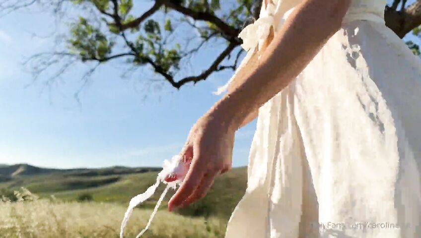 Caroline Zalog Tries On Different Lingerie During A Picnic - Seduction, Outdoor, Lingerie, Ass, Teasing, Shaved Pussy, Picnic, Nature