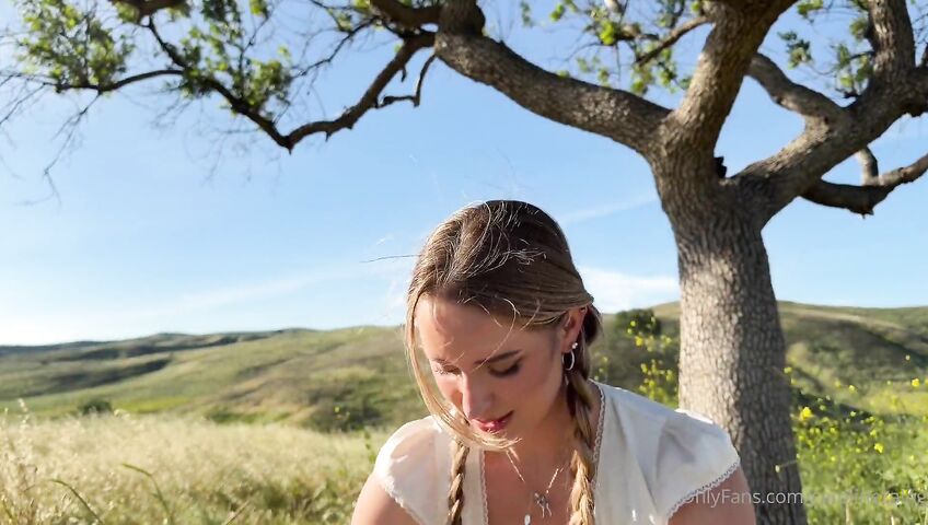 Caroline Zalog Tries On Different Lingerie During A Picnic - Seduction, Outdoor, Lingerie, Ass, Teasing, Shaved Pussy, Picnic, Nature