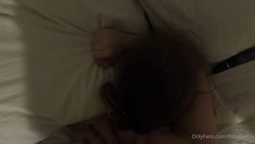 ItsBaileyNix Gets Fucked Raw In Missionary - Sex, Handjob, Navel Piercing, Shaved Pussy, Missionary, POV