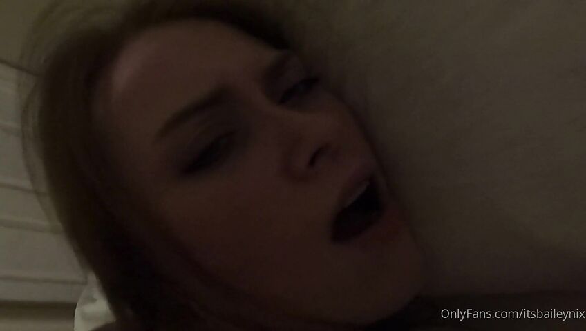 ItsBaileyNix Gets Fucked Raw In Missionary - Sex, Handjob, Navel Piercing, Shaved Pussy, Missionary, POV