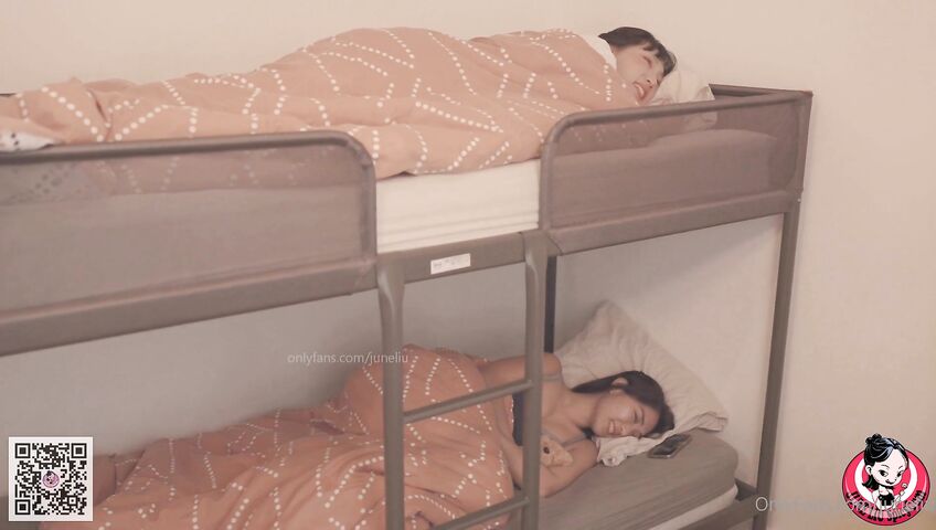 June Liu & Bunnybrownie's Lesbian Bunk Bed Sex - Lesbian, Asian, Petite Asian, Asian Teen, Asian Lesbian, Fingering, Lesbian Fingering, Licking, Pussy Licking, Asian Pussy, Kissing, Dildo, Asian Dildo, Toys, Sex Toy