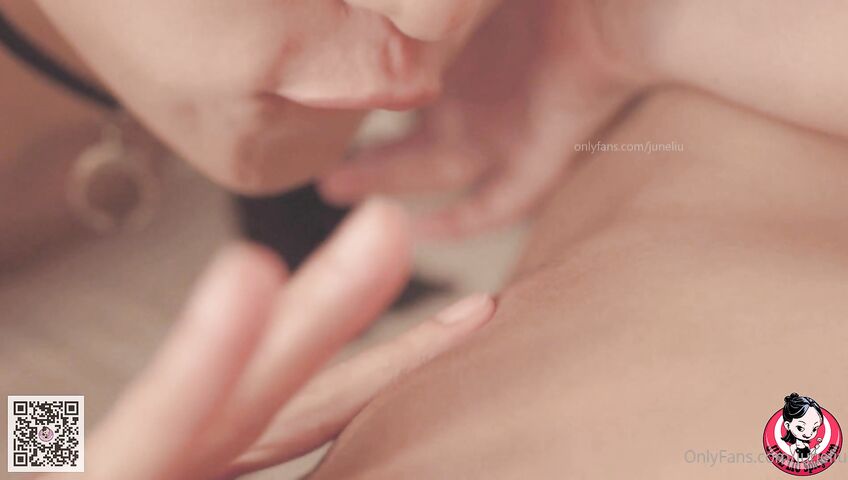 June Liu & Bunnybrownie's Lesbian Bunk Bed Sex - Lesbian, Asian, Petite Asian, Asian Teen, Asian Lesbian, Fingering, Lesbian Fingering, Licking, Pussy Licking, Asian Pussy, Kissing, Dildo, Asian Dildo, Toys, Sex Toy