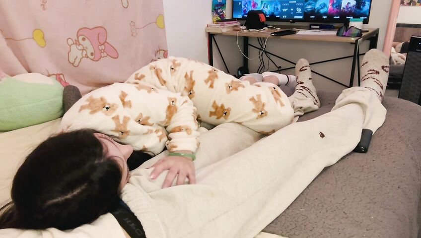 Kikisita Gets Fucked In Her Comfy Pajamas - Blowjob, Sex, Feet, Amateur, Teen, Brunette, Latina, Spanish, Big Ass, Big Boobs, Big Lips, Big Pussy, Perfect Pussy, Perfect Tits, OnlyFans Model, Deepthroat, Sloppy Blowjob, Eating Pussy, Finger