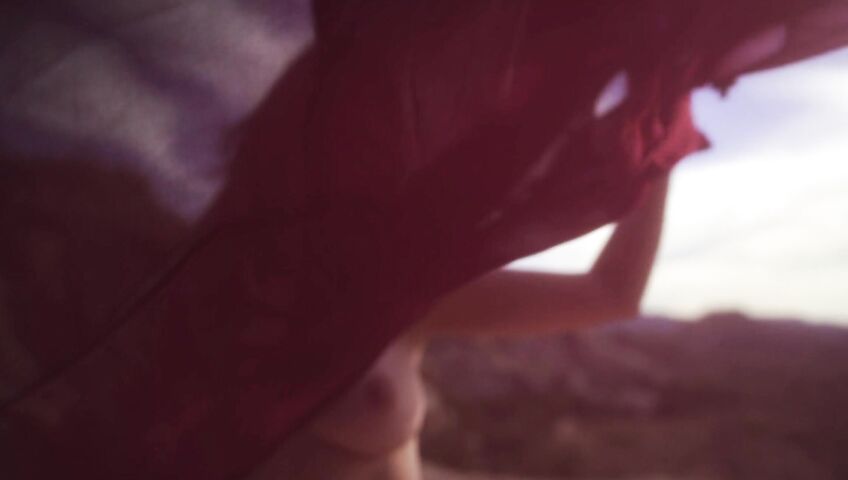 Lauren Summer Gets Naked On A Rock Mountain - 4K, Outdoor, Seduction, Brunette, American, Slow Motion, No Tattoos, Big Ass, Big Boobs, Natural Body, Model, Jumping, Ass Bouncing, 0% Pussy