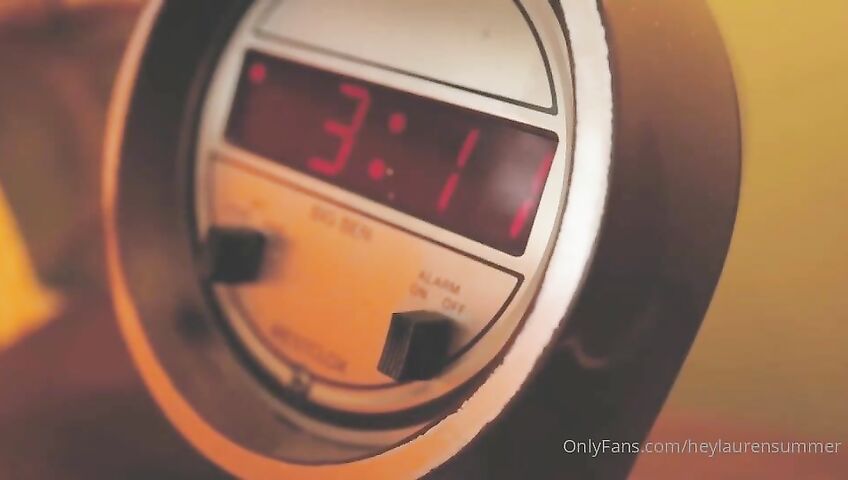 Lauren Summer's Seductive Topless Tease - Seduction, Model, Brunette, American, Topless, Eye Contact, Slow Motion, Natural Body, Big Boobs, Bedroom, Big Ass, Tits Out, On The Phone, OnlyFans, OnlyFans Model