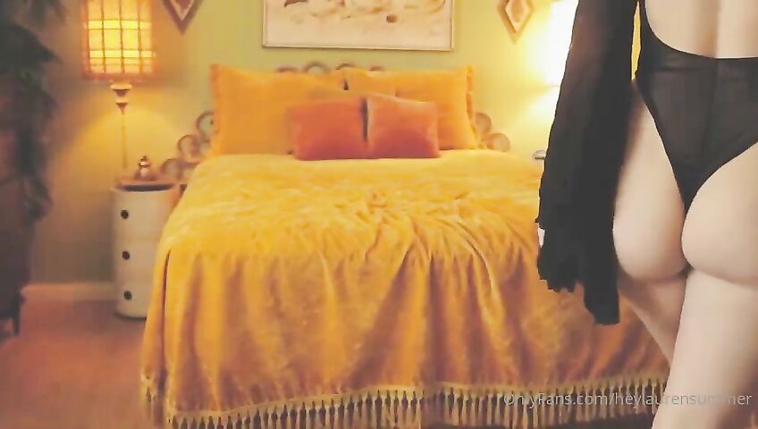 Lauren Summer's Seductive Topless Tease - Seduction, Model, Brunette, American, Topless, Eye Contact, Slow Motion, Natural Body, Big Boobs, Bedroom, Big Ass, Tits Out, On The Phone, OnlyFans, OnlyFans Model