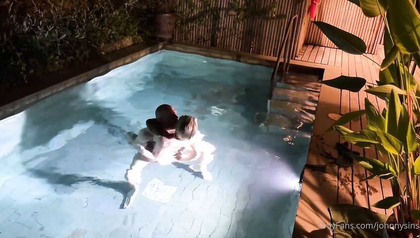 Sienna Day Gets Fucked In The Pool By Johnny Sins - Blowjob, Sex, Outdoor, European, British, Blonde, Blonde Blowjob, Hot Blonde, Blonde MILF, MILF, MILF Blowjob, MILF Ass, Busty MILF, Swimming Pool, Wet, Bald Man, OnlyFans, OnlyFans Model,