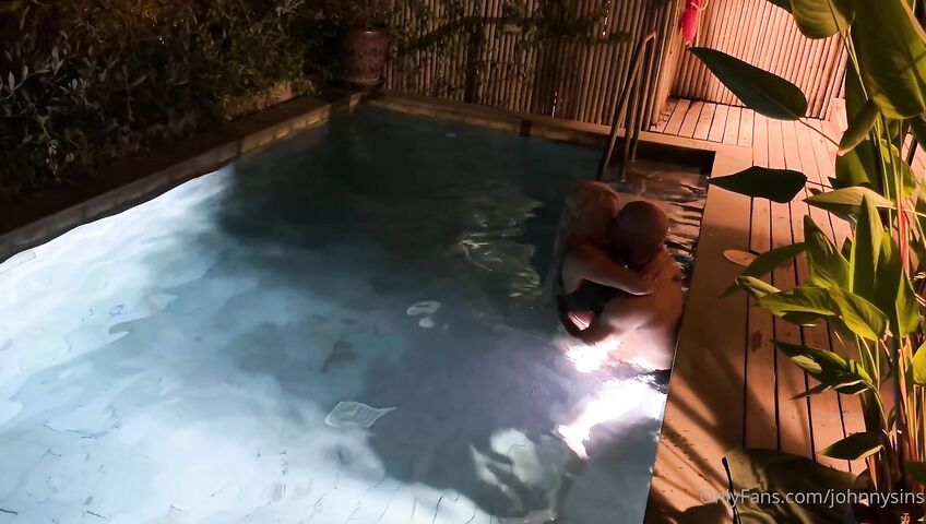 Sienna Day Gets Fucked In The Pool By Johnny Sins - Blowjob, Sex, Outdoor, European, British, Blonde, Blonde Blowjob, Hot Blonde, Blonde MILF, MILF, MILF Blowjob, MILF Ass, Busty MILF, Swimming Pool, Wet, Bald Man, OnlyFans, OnlyFans Model,