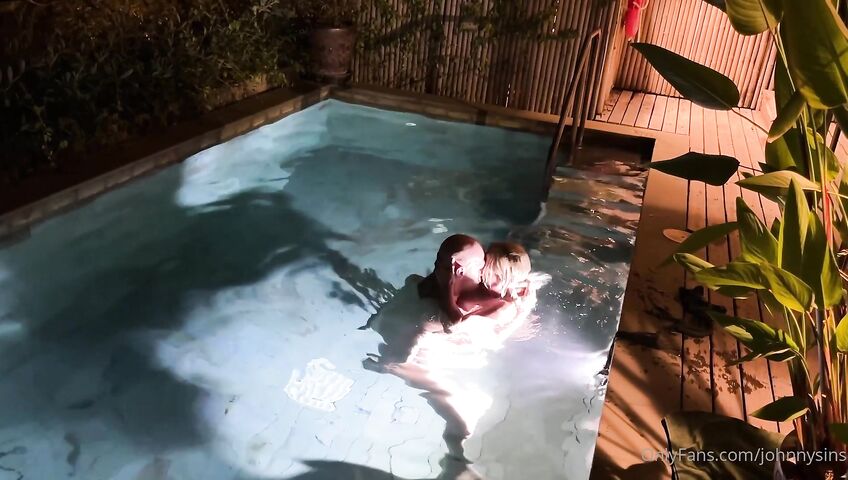 Sienna Day Gets Fucked In The Pool By Johnny Sins - Blowjob, Sex, Outdoor, European, British, Blonde, Blonde Blowjob, Hot Blonde, Blonde MILF, MILF, MILF Blowjob, MILF Ass, Busty MILF, Swimming Pool, Wet, Bald Man, OnlyFans, OnlyFans Model,