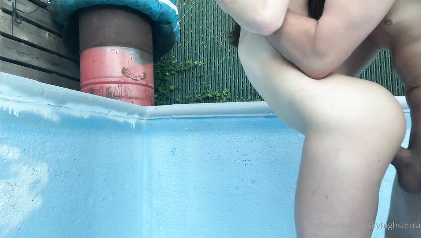 Skyhighsierra Gets Fucked In A Drained Pool - Blowjob, Sex, Outdoor, Standing Sex, Doggy Style, Missionary, Creampie