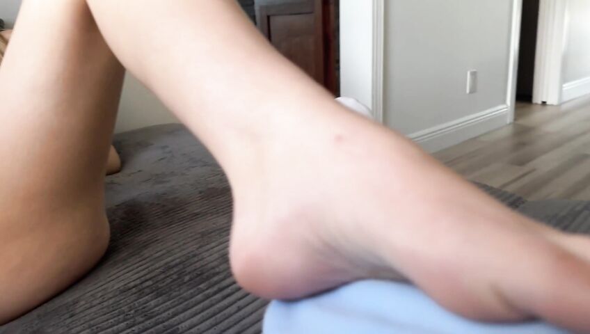 Stepsis Della Cate Teases And Gets Fucked - Blowjob, Sex, Feet, American, Amateur, Amateur Sex Tapes, Amateur Sex, Amateur Blowjob, POV, POV Blowjob, Oral POV, Roleplay, Stepsister, Stepbrother, Footjob, Nose Piercing, Navel Piercing, Pussy