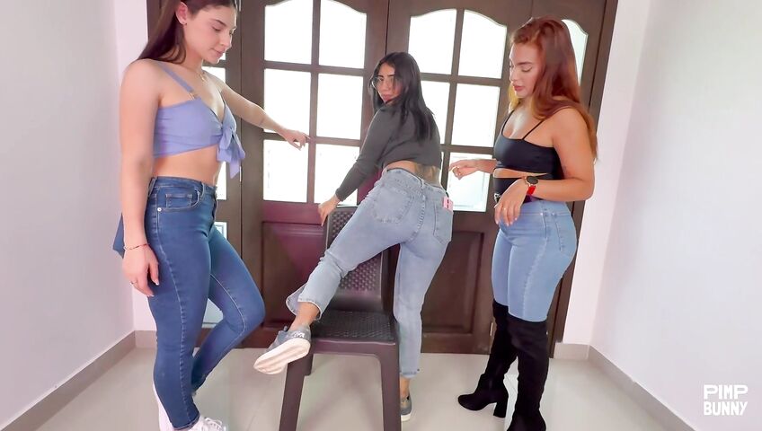 Three Girls Licking Their Wet Jeans - Seduction, Teasing, Jeans, Piss, Peeing, Wetting, Wet, Tattoos, Licking, Glasses