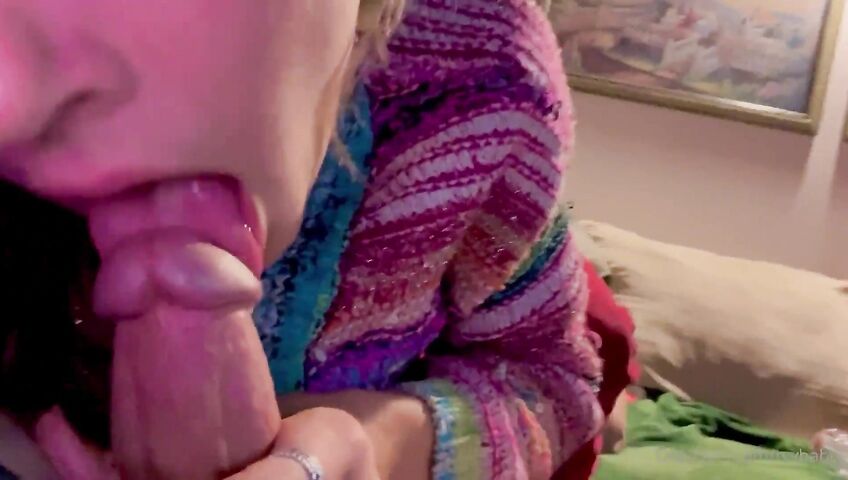 Tyybabyy Blows And Takes A Dick In Doggy Style - Blowjob, Eye Contact, Saliva, Cock Licking, Spit, Handjob, Ass, Doggy Style