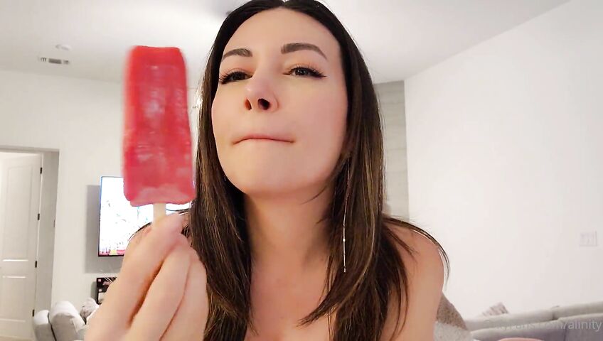 Alinity Sucking A Popsicle PPV Sss