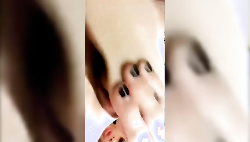 Allison Parker Snapchat Public Squirt Porn Video 1