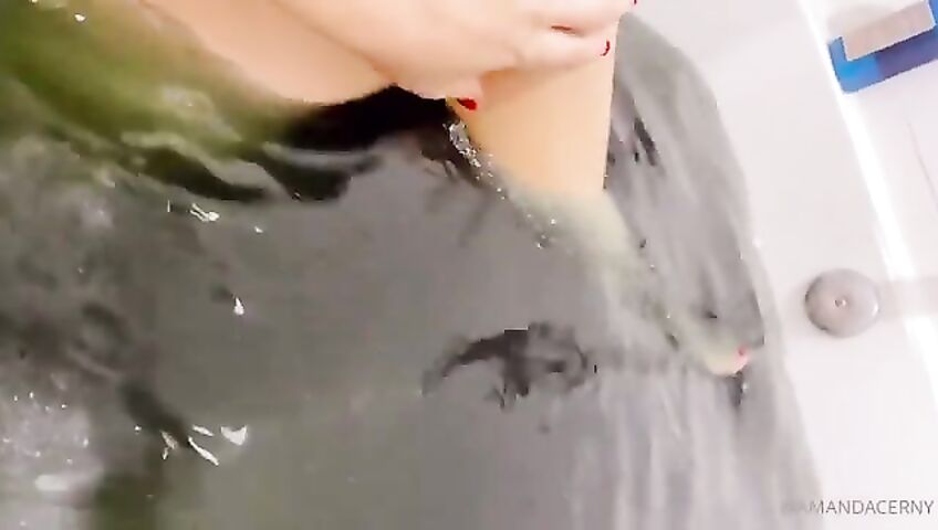 Amanda Cerny Nude Bathing Onlyfans Leaks Video