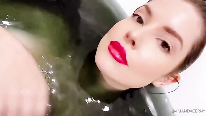 Amanda Cerny Nude Bathing Onlyfans Leaks Video