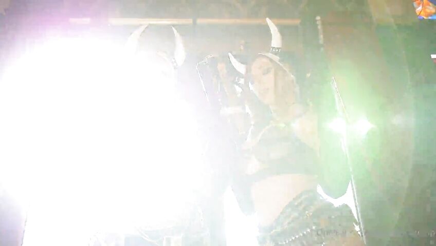 Amouranth Jessica Nigri Sexy Nuns Cosplay Ss