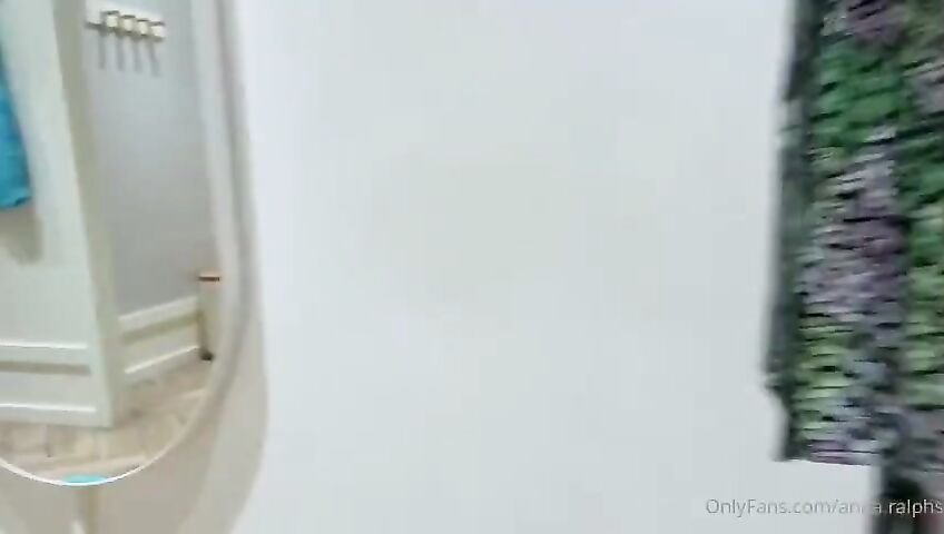 Anna Ralphs Fucked In Mall Changing Room Ed Qrstu