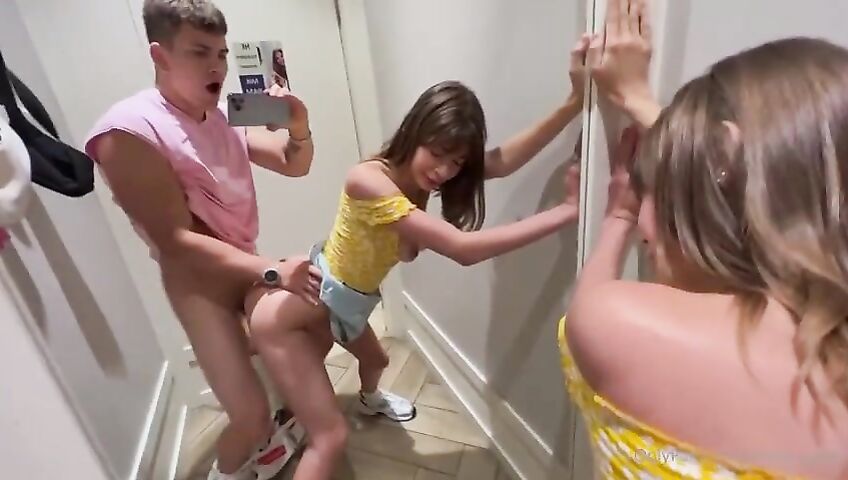Anna Ralphs Fucked In Mall Changing Room Ed Qrstu