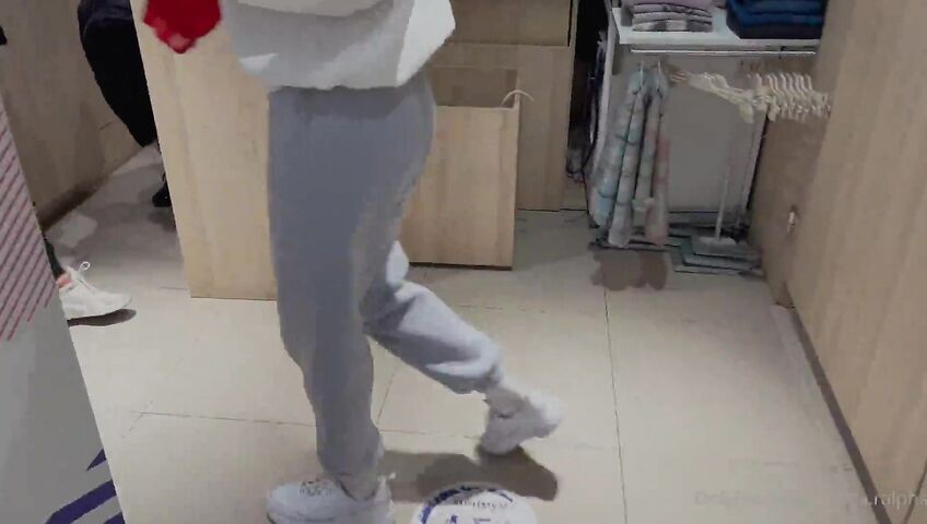 Anna Ralphs Went Shopping And Forgot Money Ed Nopqrs