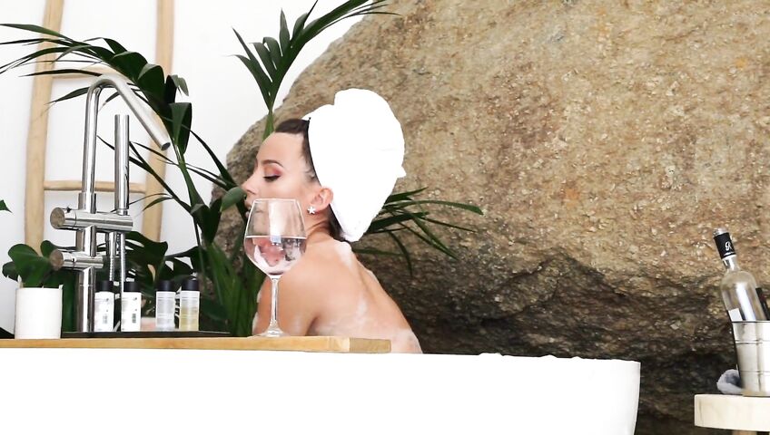 Anna Zapala Naked Soapy Bathtub PPV 