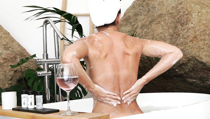 Anna Zapala Naked Soapy Bathtub PPV 