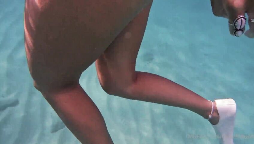 Anywaybrittnaay Nude Underwater Sex Cumshot S