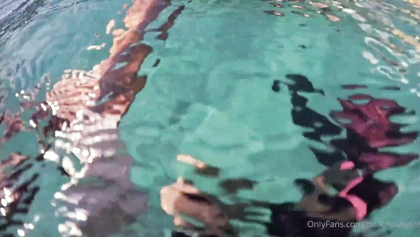 Anywaybrittnaay Nude Underwater Sex Cumshot S